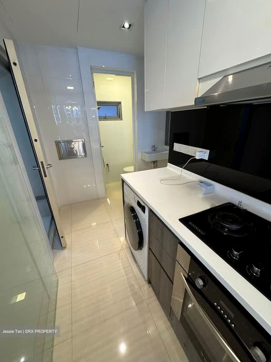 Woodhaven (D25), Condominium #557570811
